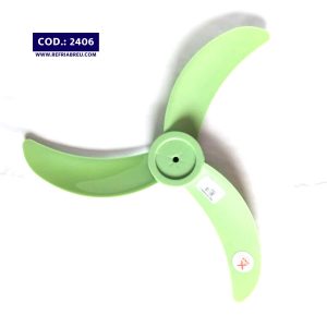 ASPA PLASTICO ABANICO UNIVERSAL 3 ALAS-PEQUEÑA 18 PULGADAS EJE REDONDO VERDE