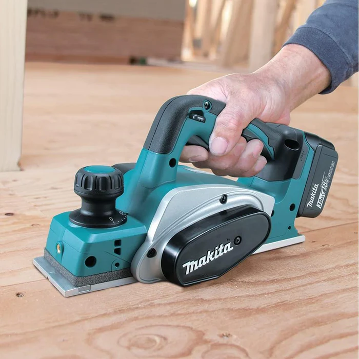CEPILLO PARA MADERA 18V DKP180Z SIN BATERIA SIN CARGADOR MAKITA - Imagen 3
