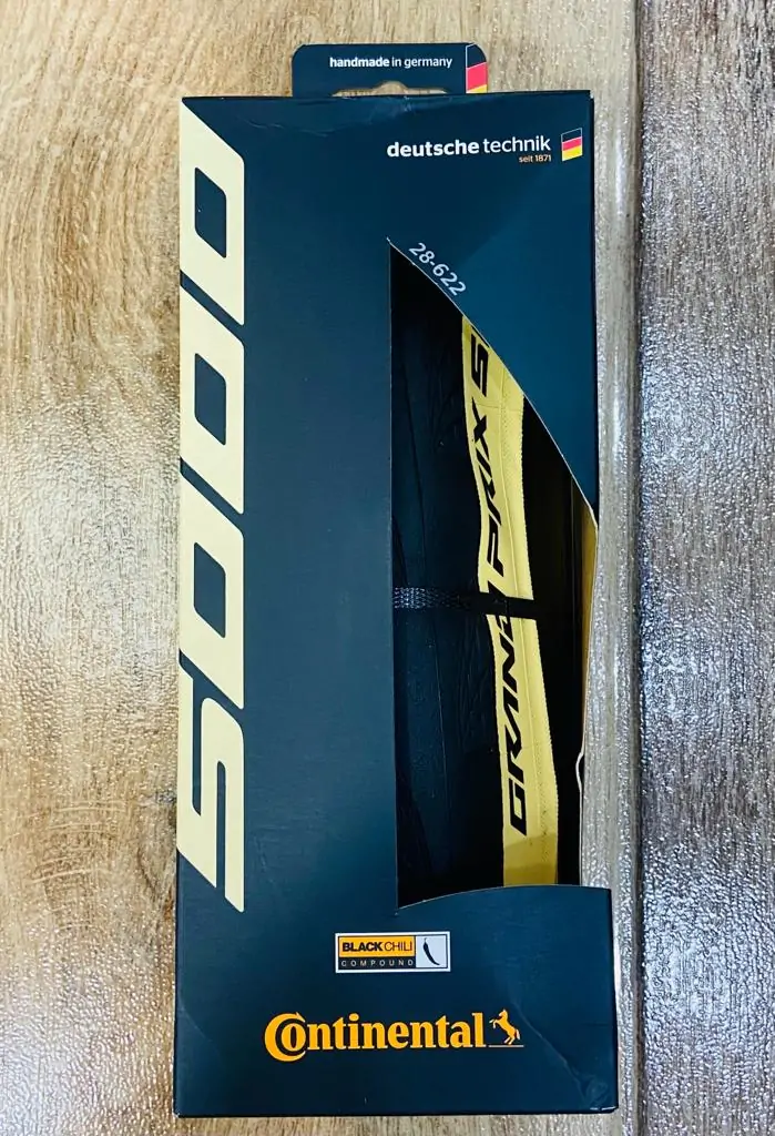 LLANTA RUTA CONTINENTAL GRAND PRIX 5000 (700X28) – BLACK/CREAM-